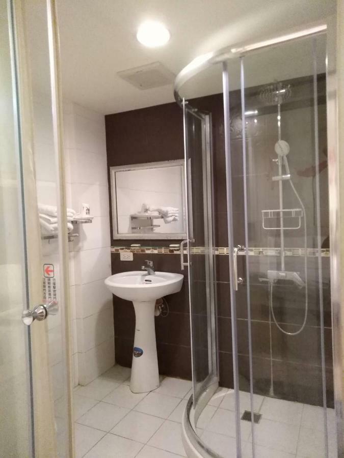 Hua Bin Hotel Yilan Εξωτερικό φωτογραφία