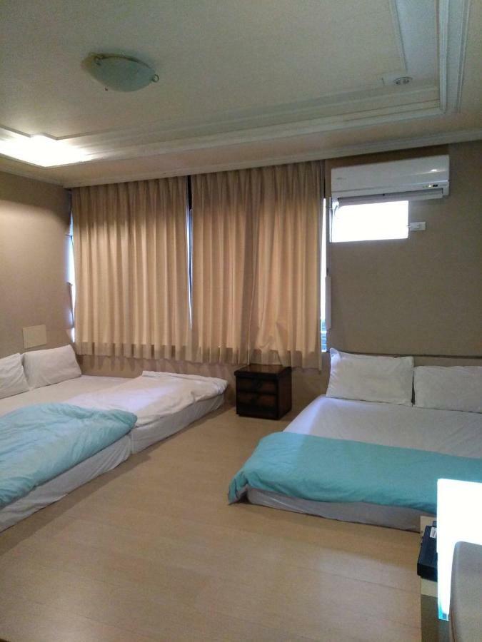 Hua Bin Hotel Yilan Εξωτερικό φωτογραφία